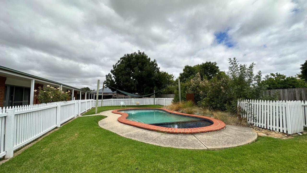 Rose Garden Motel Geelong Exterior foto